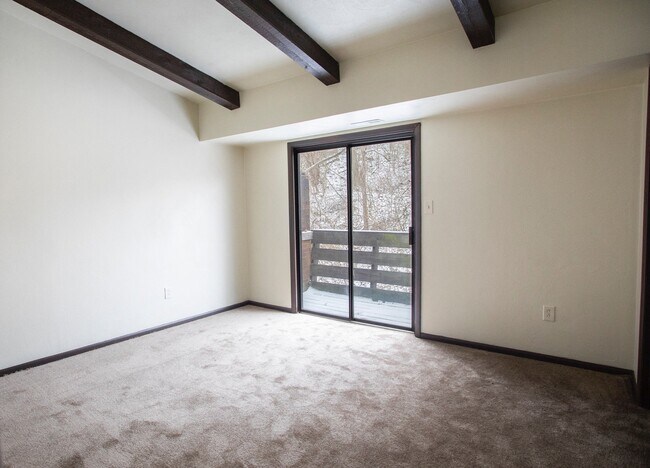 Foto del edificio - Center Grove Apartments
