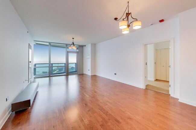 Foto del edificio - 1211 S Prairie Ave