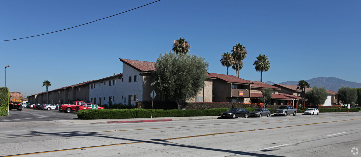 Primary Photo - Villa Cordova Apartments