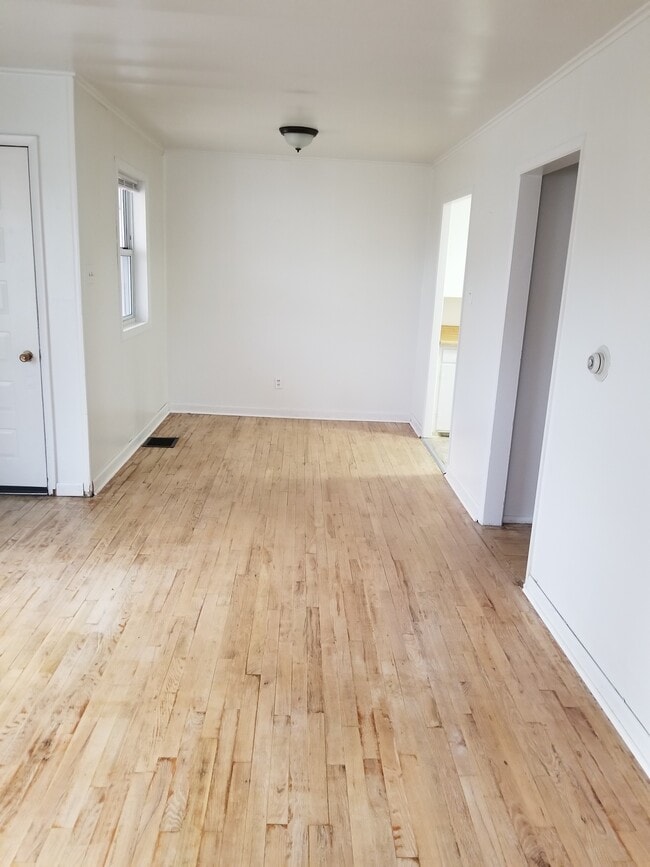 Diningroom - 918 8th Ave