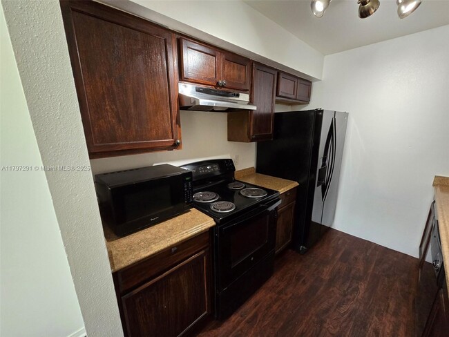 Foto del edificio - 2622 NW 33rd St