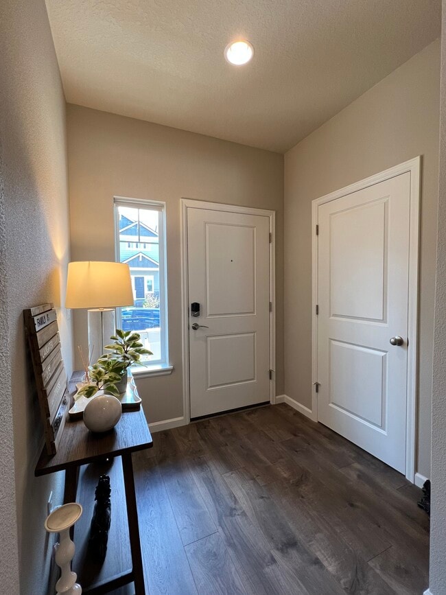 Foto del edificio - 16967 NW Tristan St