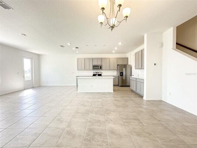 Building Photo - 1665 Sanibel Dr