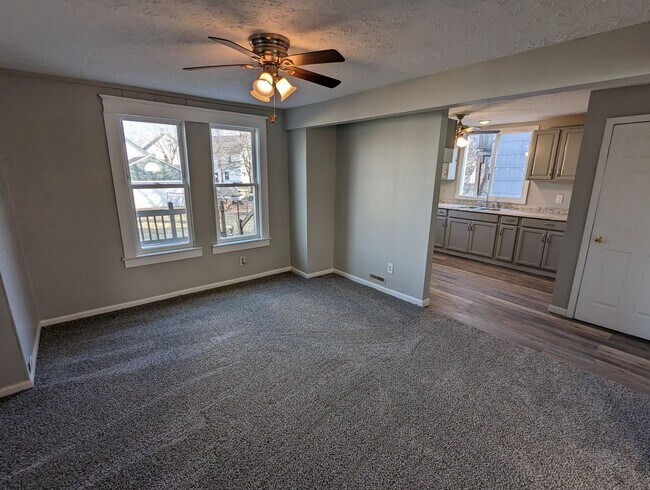 Foto del edificio - $599 Security Deposit Special