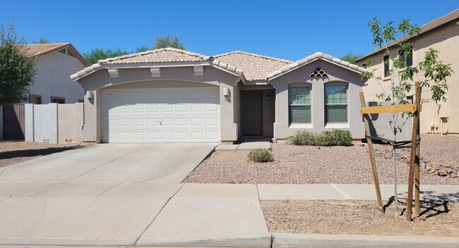 Building Photo - Gilbert Power Ranch