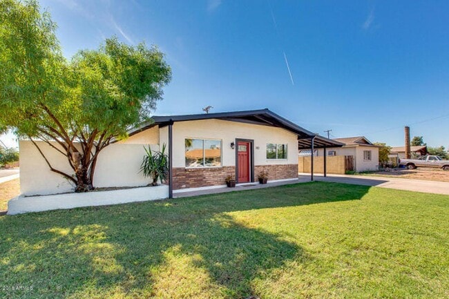 Photo - SFH 4-2 House