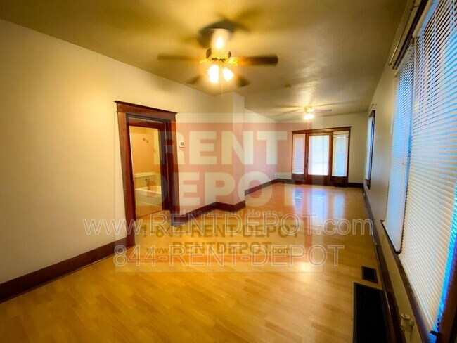 Foto del edificio - 2208 W Delaware St