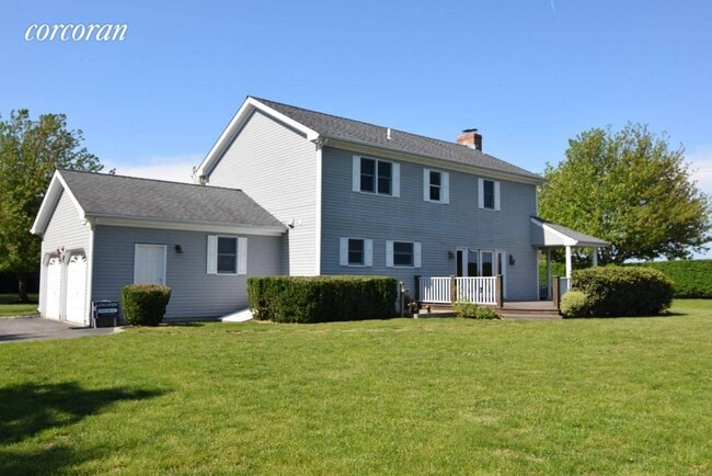 Building Photo - 1 Farmstead Ln