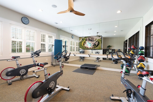 Building Photo - Greystone Vista Apartment Homes