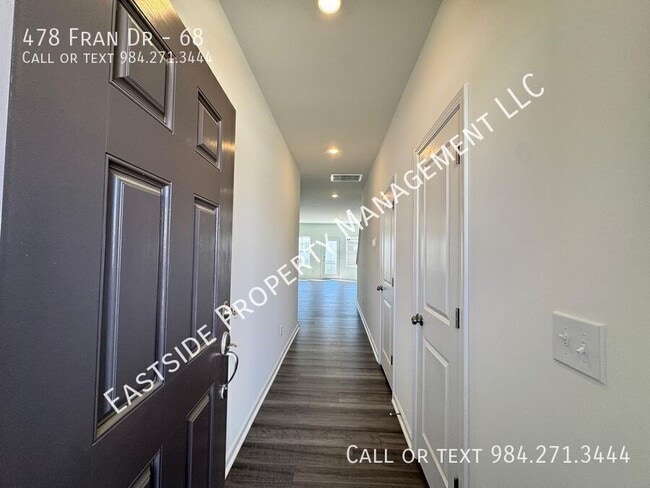 Building Photo - 478 Fran Dr