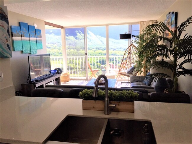Building Photo - 84-680-680 Kili Dr