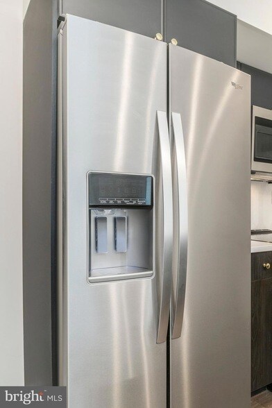 Foto del edificio - 1102 Germantown Ave