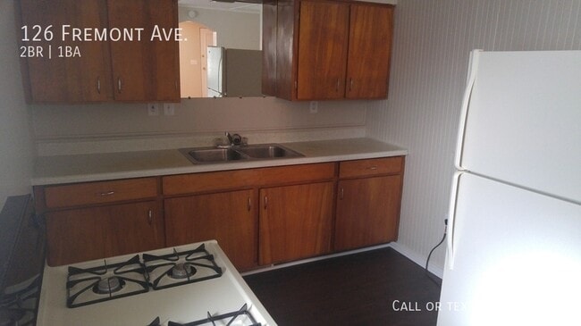 Foto del edificio - 126 N Fremont Ave