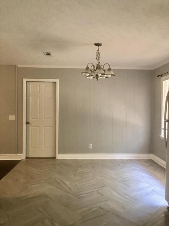 Building Photo - 506 Springdale Drive