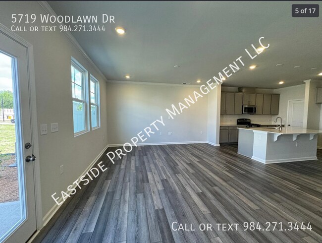 Building Photo - 5719 Woodlawn Dr