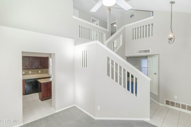 Building Photo - 12029 Crown Woods Ct