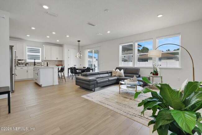 Foto del edificio - 72 Flintlock Ln