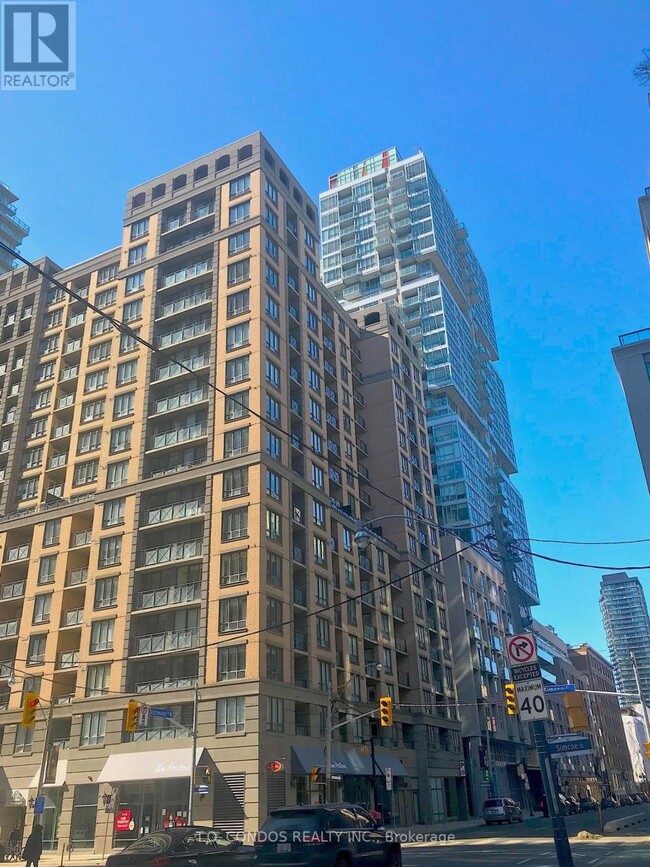 Building Photo - 140-140 Simcoe St