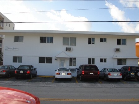 Building Photo - Treasure Bay Apts