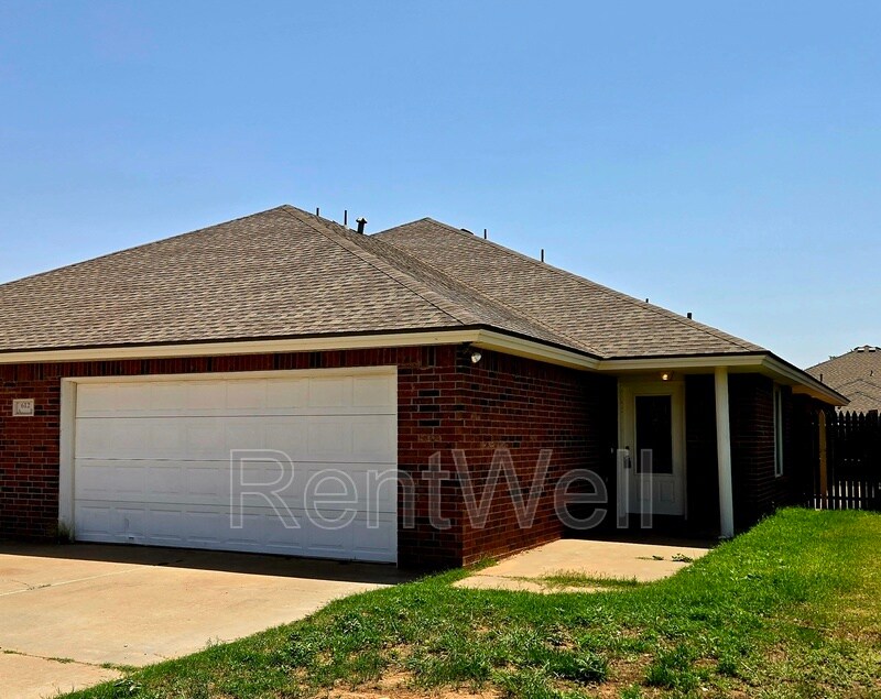 Foto principal - 612 N Englewood Ave
