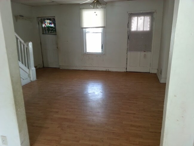 Foto del edificio - 1313 Cambria St