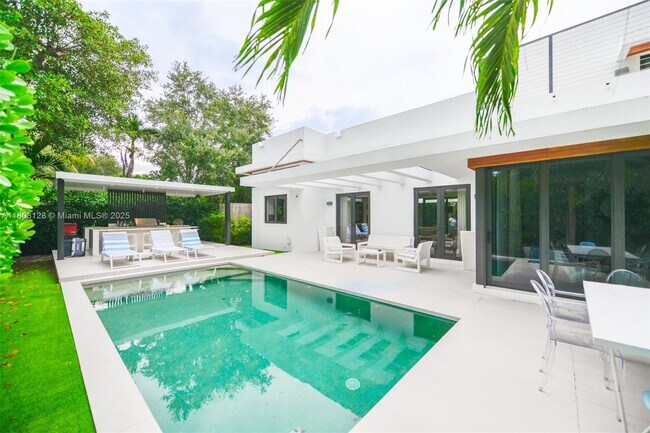 Foto del edificio - 7940 SW 58th Ct