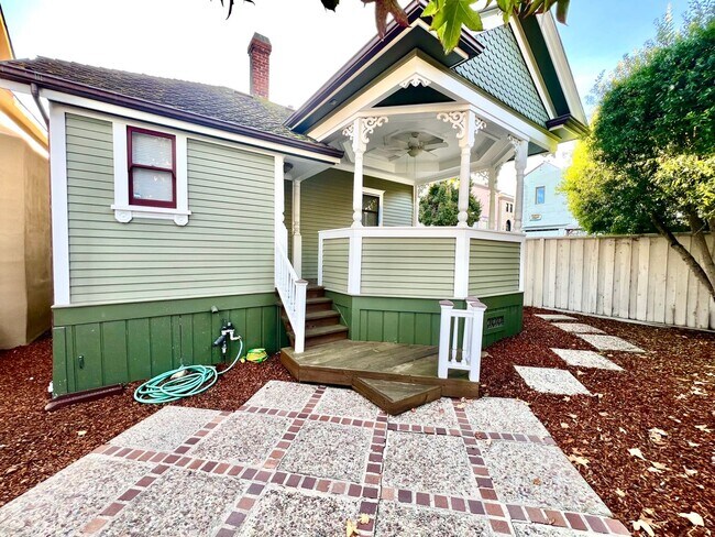Building Photo - Available Now! Charming Restored Cottage o...