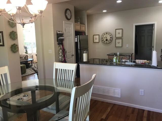 Foto del edificio - 5220 Southern Cross Ln