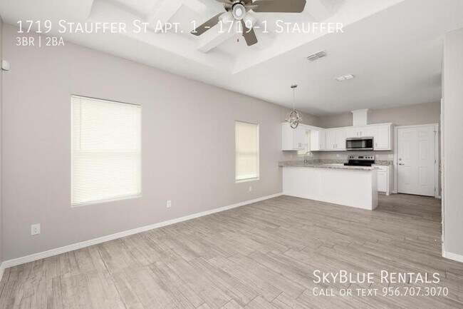 Foto del edificio - 1719 Stauffers St