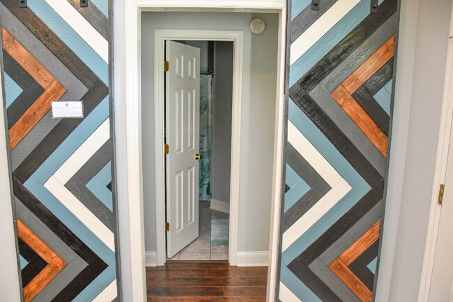 Foto del edificio - 2546 Bascom Dr