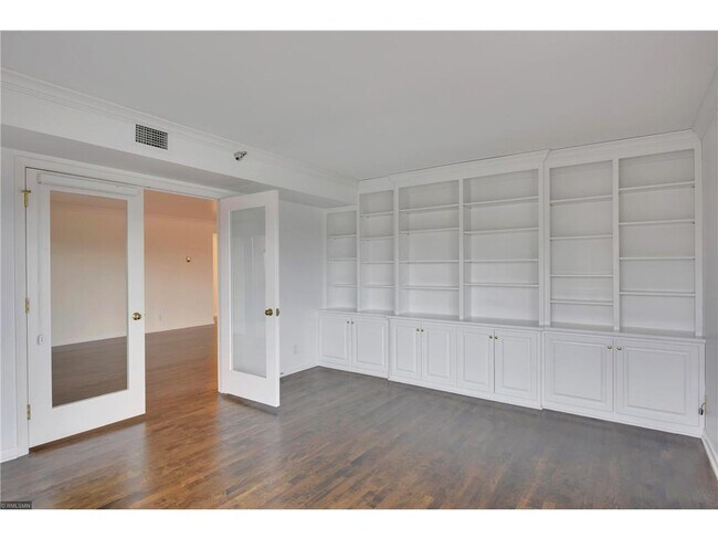 Foto del edificio - 110 Bank St SE