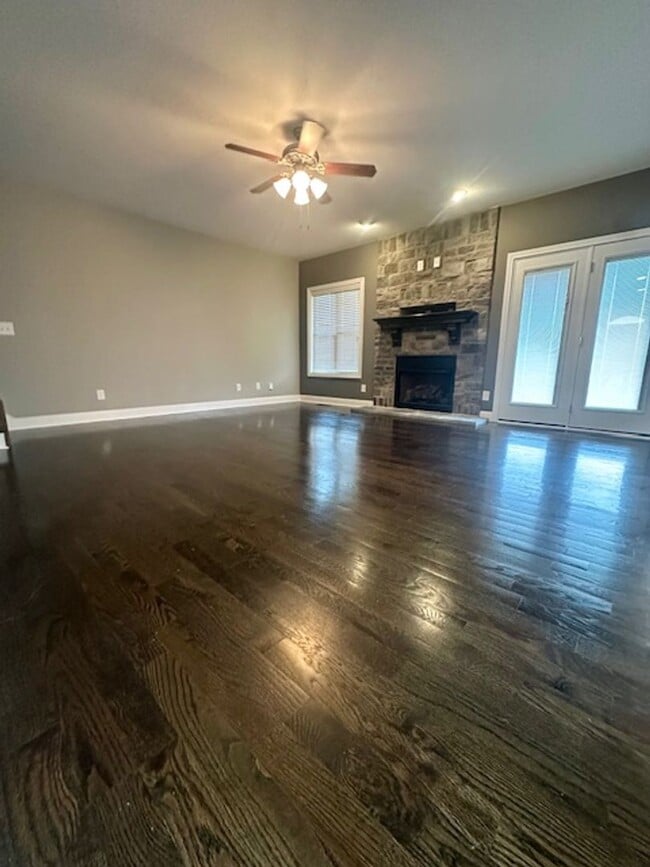 Building Photo - 2015 Dorsey Ct