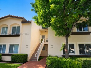 Building Photo - 15721 SW 137th Ave