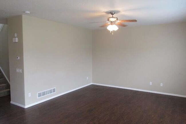 Bedroom. - 7334 Pearly Heath Rd