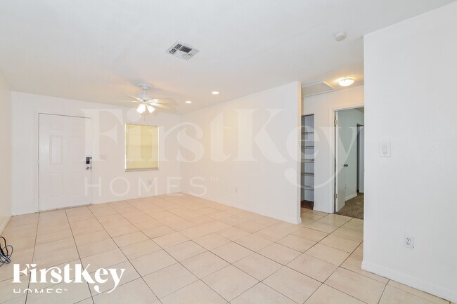 Foto del edificio - 4439 Frances Ave