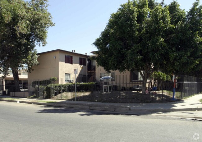 Foto del edificio - 15255 Broadmoor St