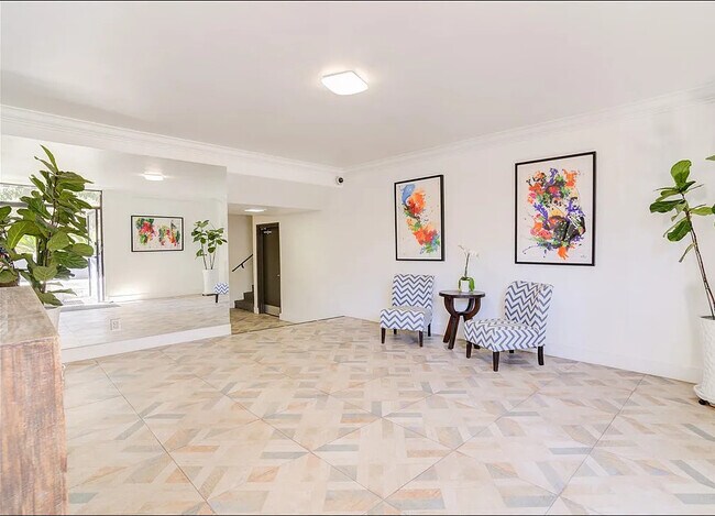 Foto del edificio - Michigan Apartments