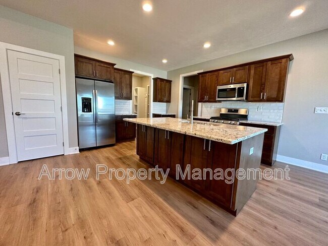 Foto del edificio - 8709 S 82nd St