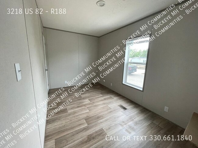 Building Photo - 3218 OH-82