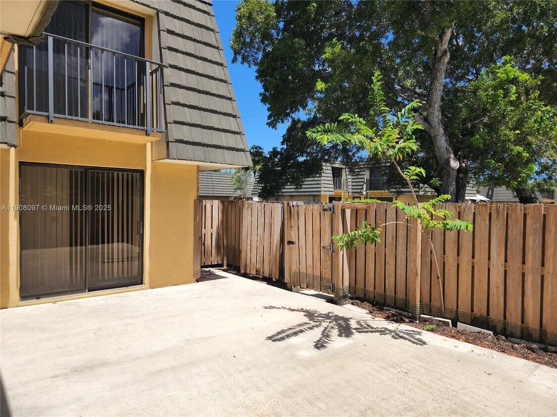 Foto principal - 2706 27th Way