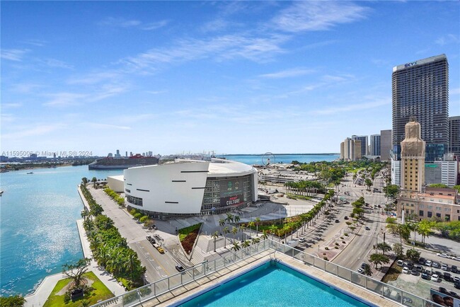 Building Photo - 888 Biscayne Blvd