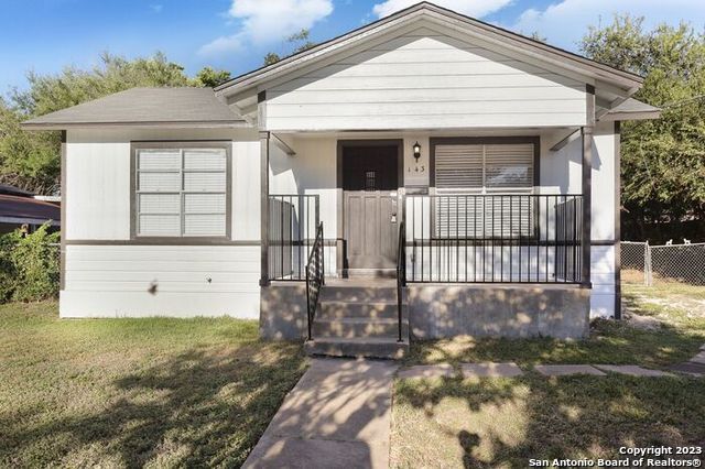 Foto principal - 143 Loma Park Dr