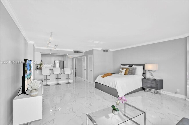 Foto del edificio - 2501 S Ocean Dr