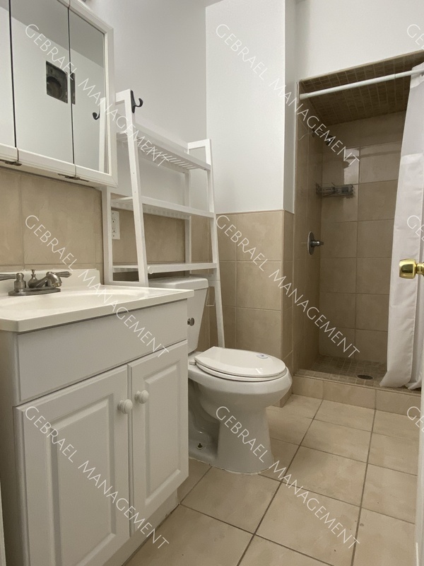 Foto del edificio - 1249 Tenny St