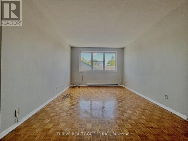 Building Photo - 435 Nelson St