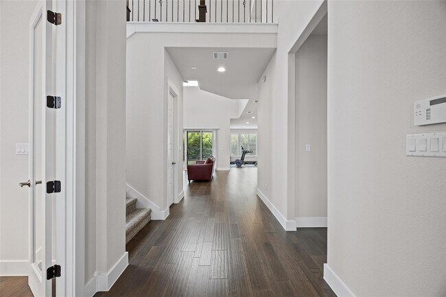 Foto del edificio - 2308 Berkleys Brook Dr