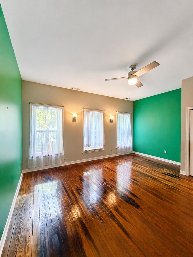 Building Photo - 412 N 27th St