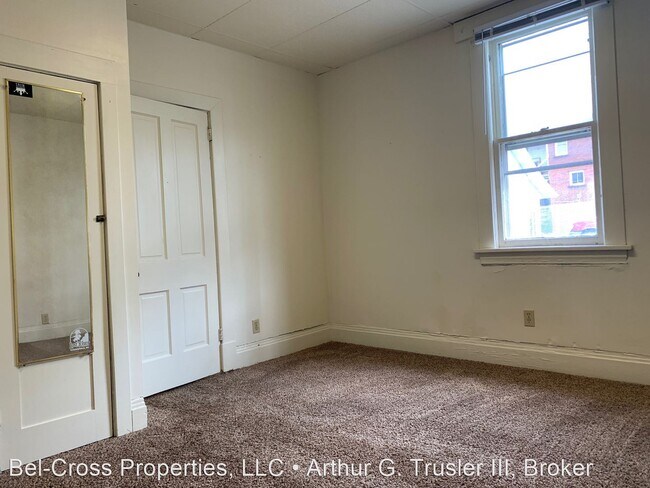 Foto del edificio - 2 br, 1 bath House - 353 Green Street