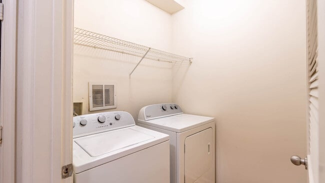 In-home Washer and Dryer - Carlyle Mill