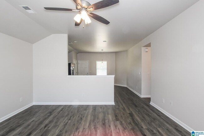 Foto del edificio - 304 Hidden Ct